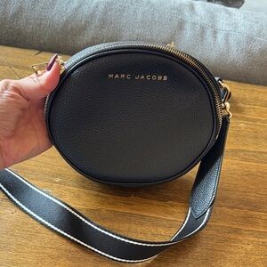 Marc Jacobs Black Pebbled Leather Crossbody Bag